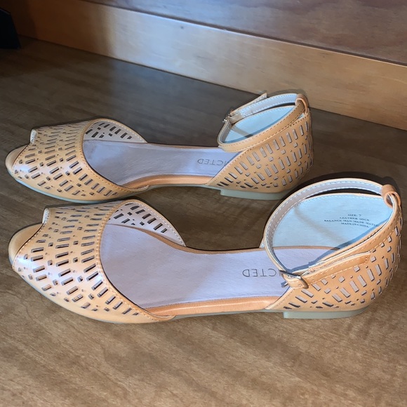 Restricted Leather Sandals - Picture 2 of 5